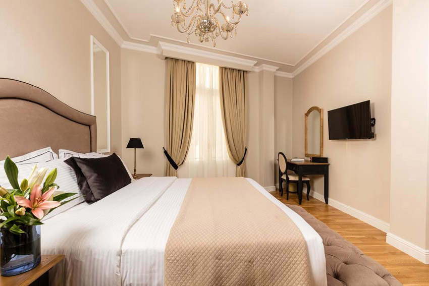 ATHENS MANSION LUXURY SUITES -ATHENS
